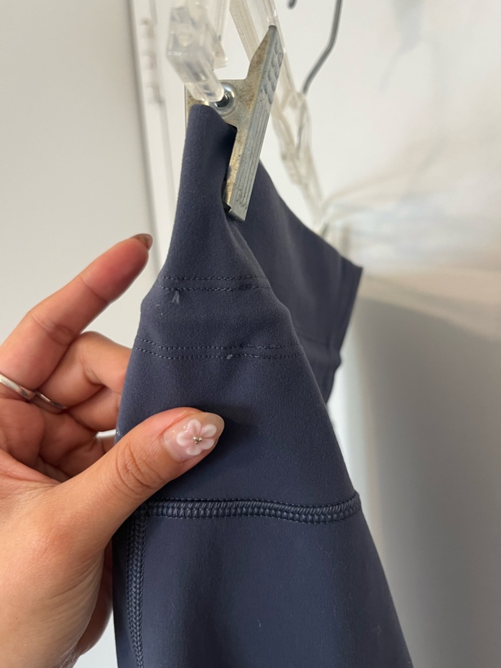 Vuori Daily Form Drawstring Leggings - Picture 6 of 6
